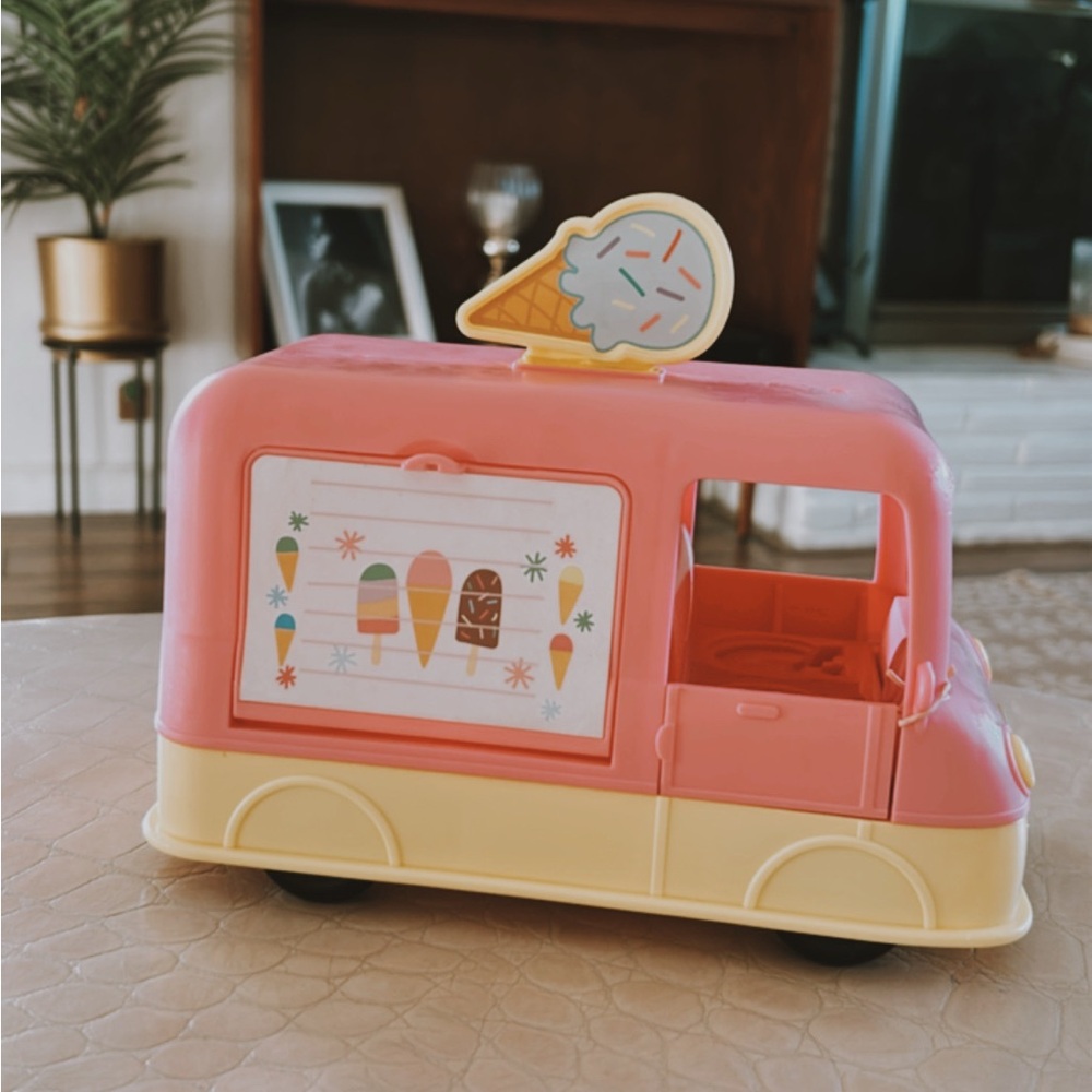 Ice Cream Truck Toy - Pink and Yellow